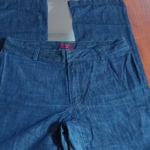 Old Navy Jeans straight leg used good condition